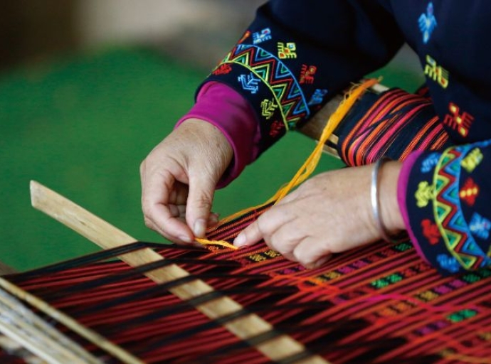 Traditional weaving techniques in Textiles 